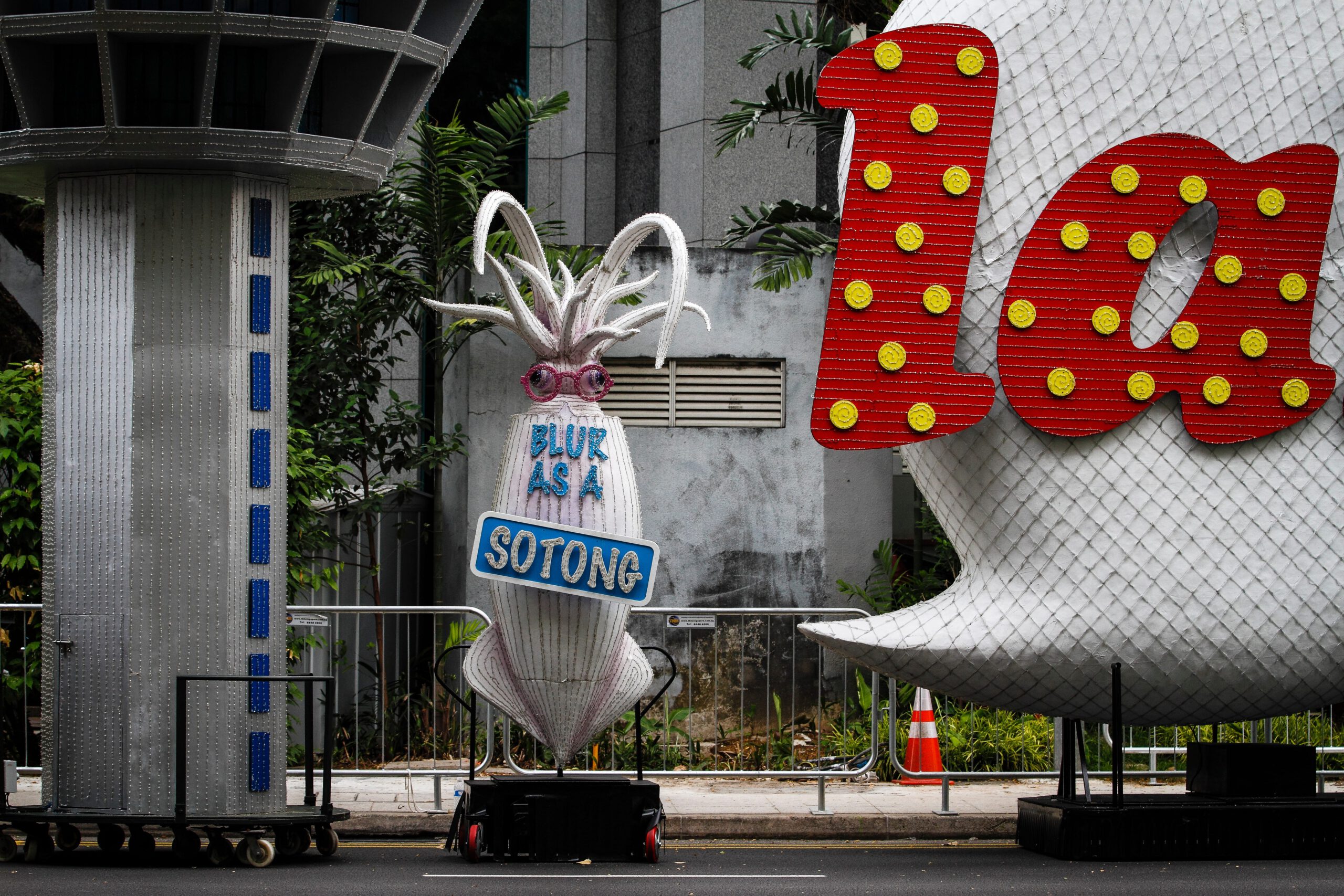 Singlish phrases such as blur as a sotong can be bewildering for non-Singaporeans. Can a transformer model make sense of it? Photo: Chua Chin Hon